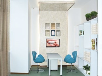 福州維樂(lè)口腔連鎖收費(fèi)貴嗎？種植牙/正畸項(xiàng)目?jī)r(jià)格曝光，無(wú)隱形消費(fèi)